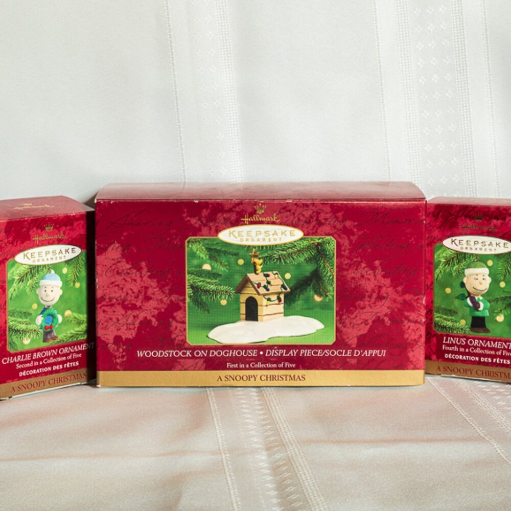 Hallmark Keepsake Ornament A Snoopy Christmas 5pc